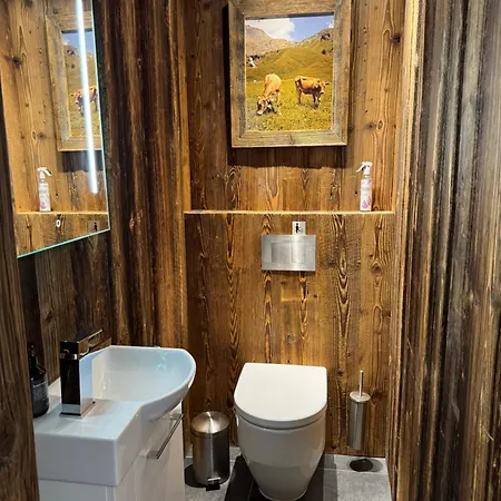 Cozy קראנס-מונטנה